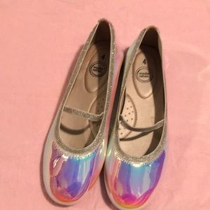 Wonder nation iridescent flats